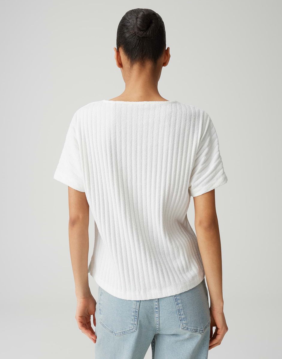 Strukturiertes Ripp-Shirt mit Schlitzausschnitt