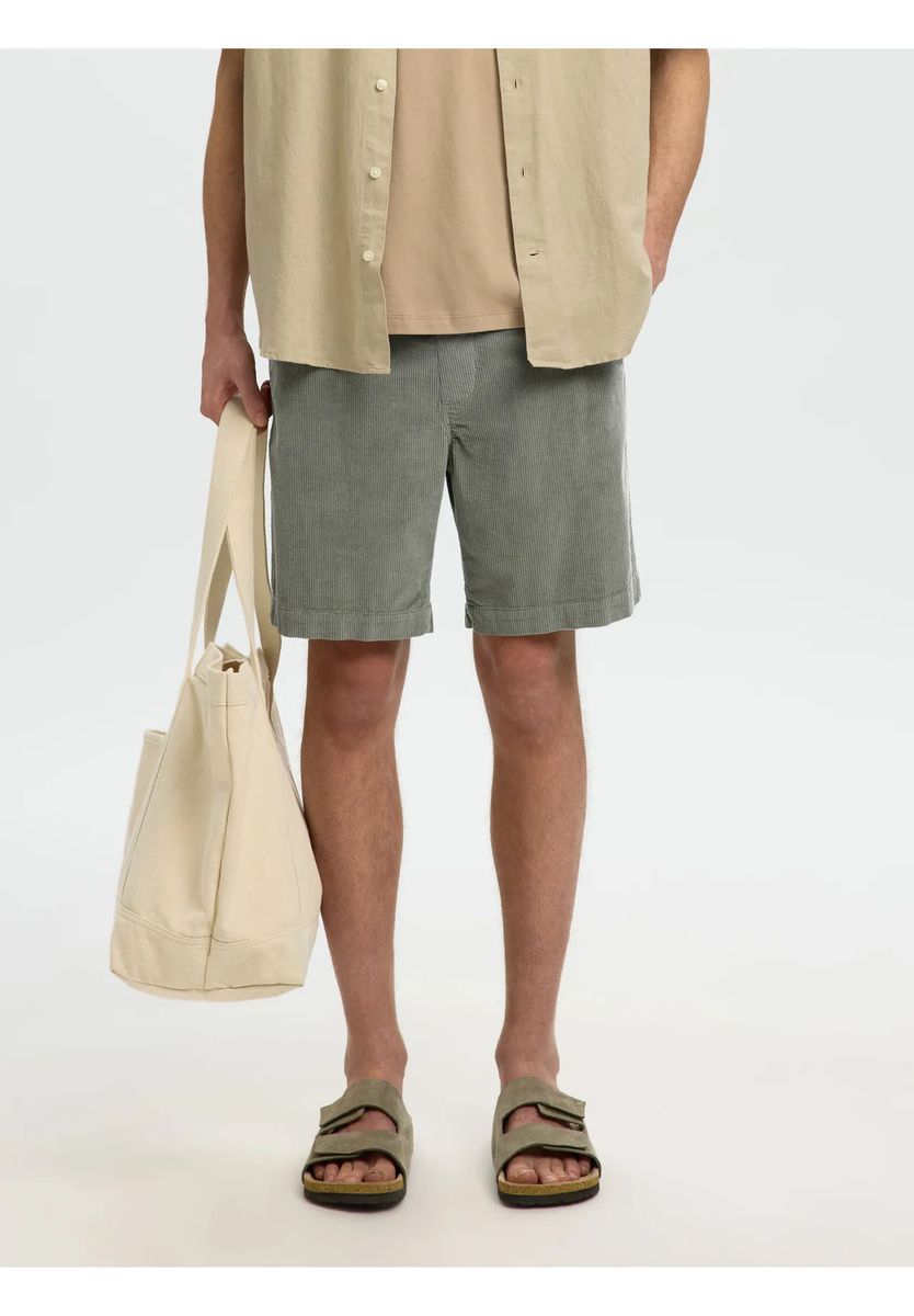 Lockere Cord-Shorts mit Kordelzug