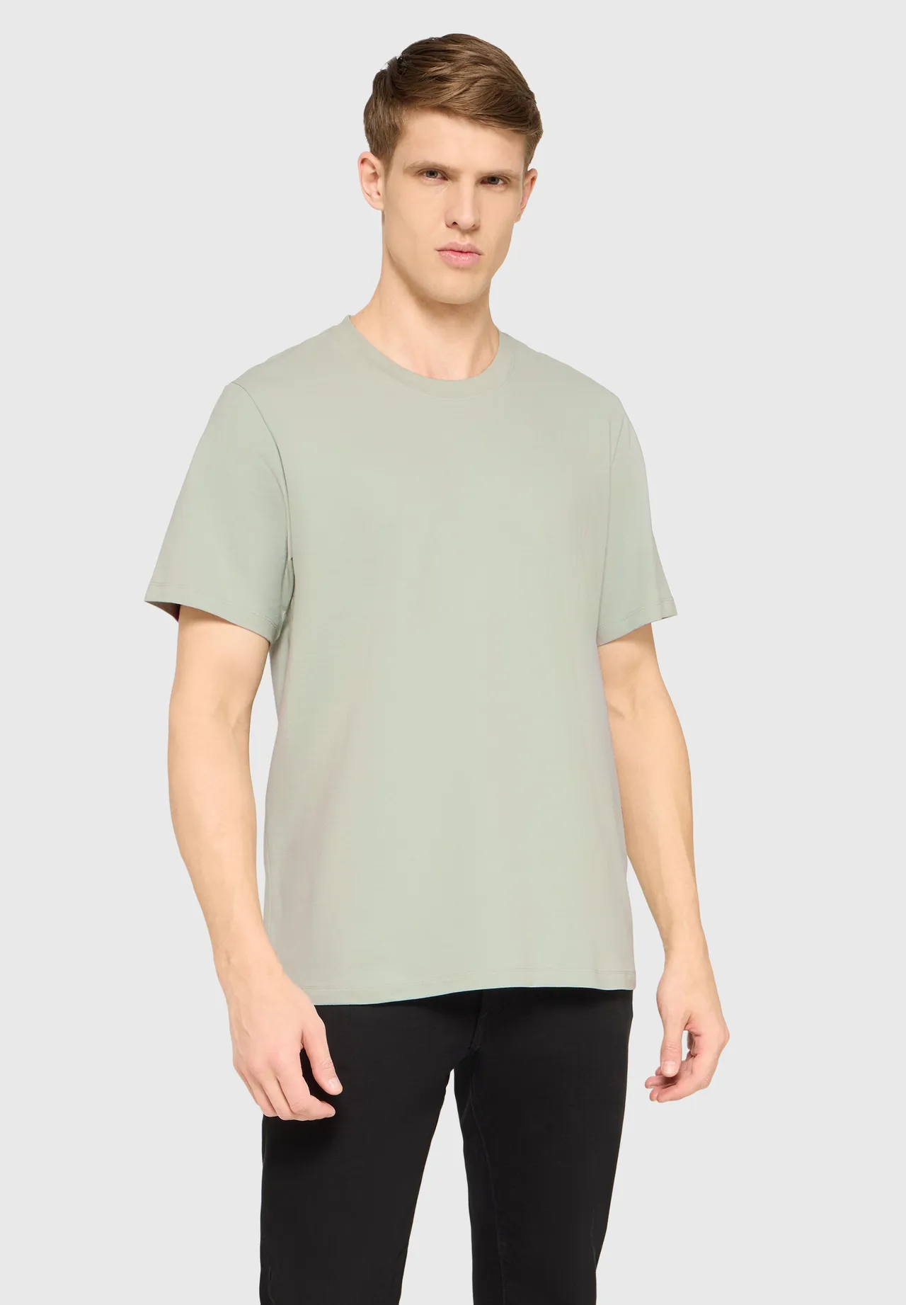 Klassisches Essential T-Shirt mit Rundhals