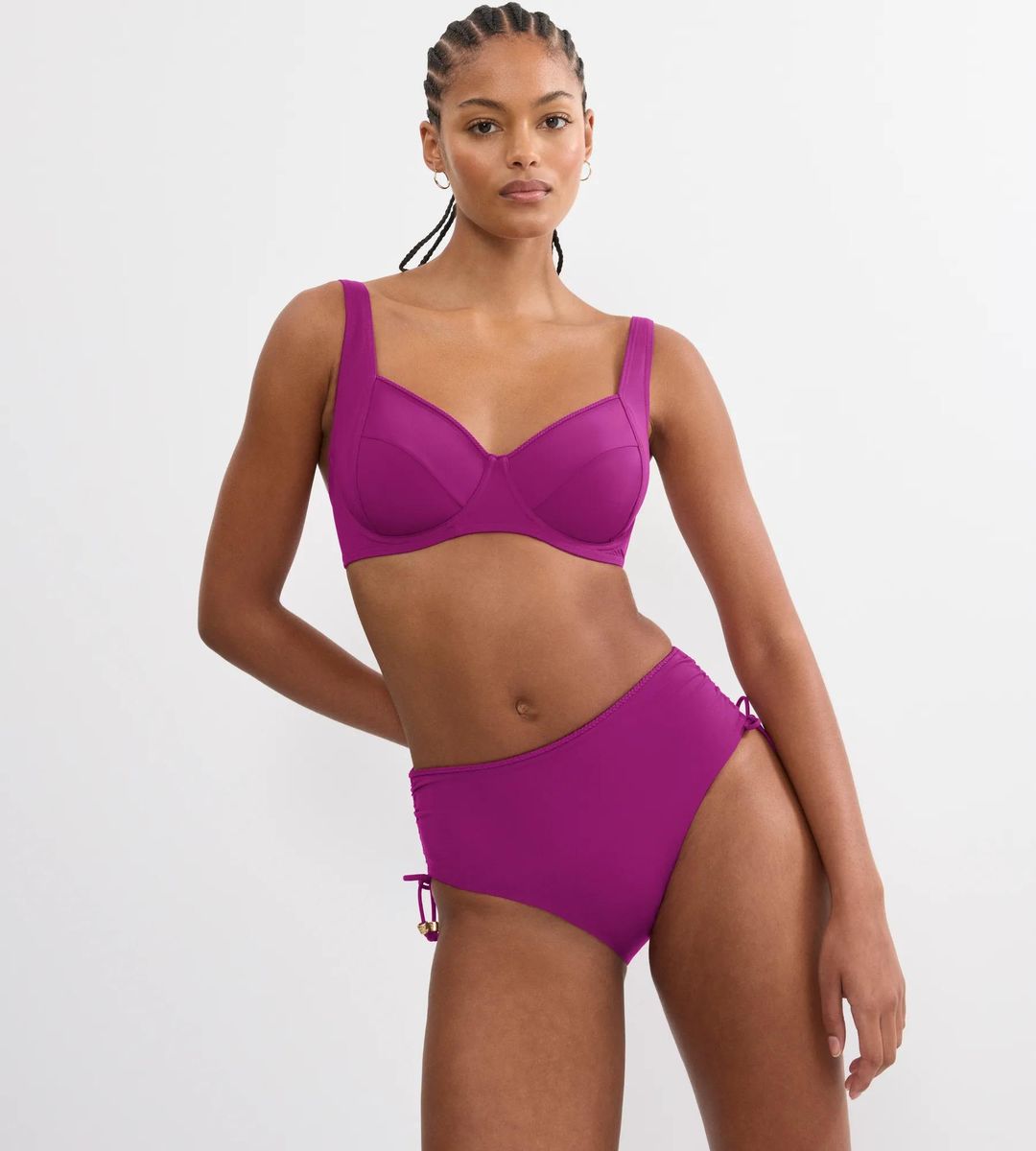 Stützendes Bügel-Bikini-Oberteil mit Borte