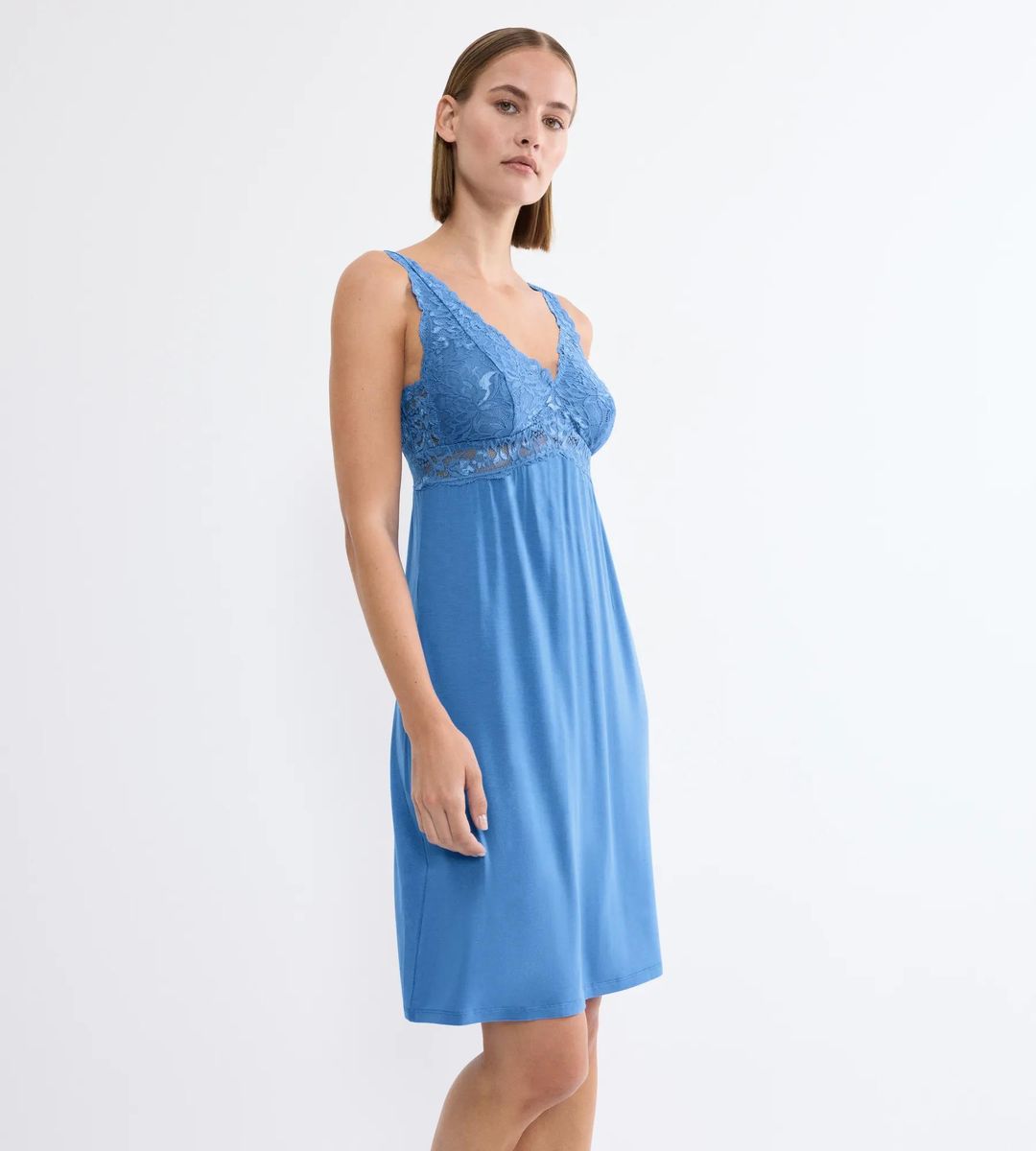 Chemise mit V-Ausschnitt und Spitze