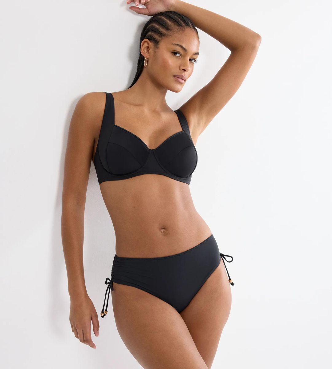 Bügel-Bikini-Oberteil mit Ziernähten