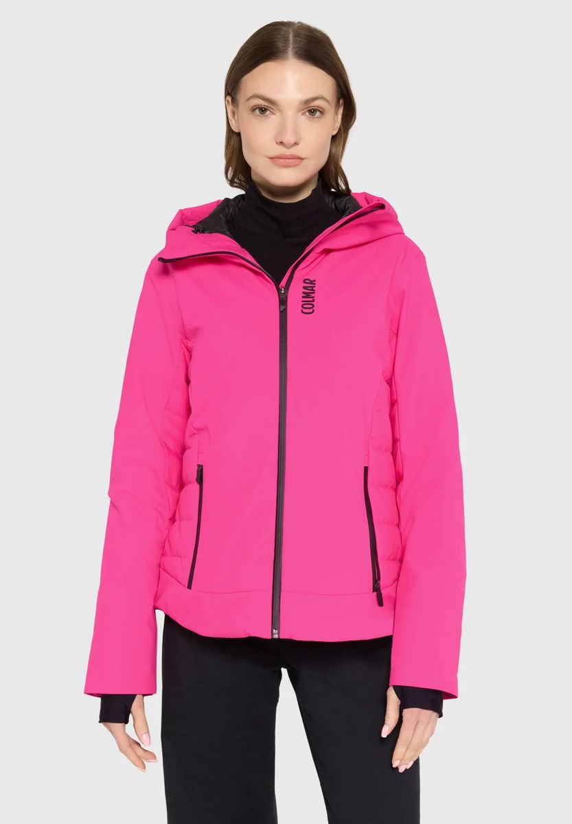 Funktionale Skijacke mit Kapuze