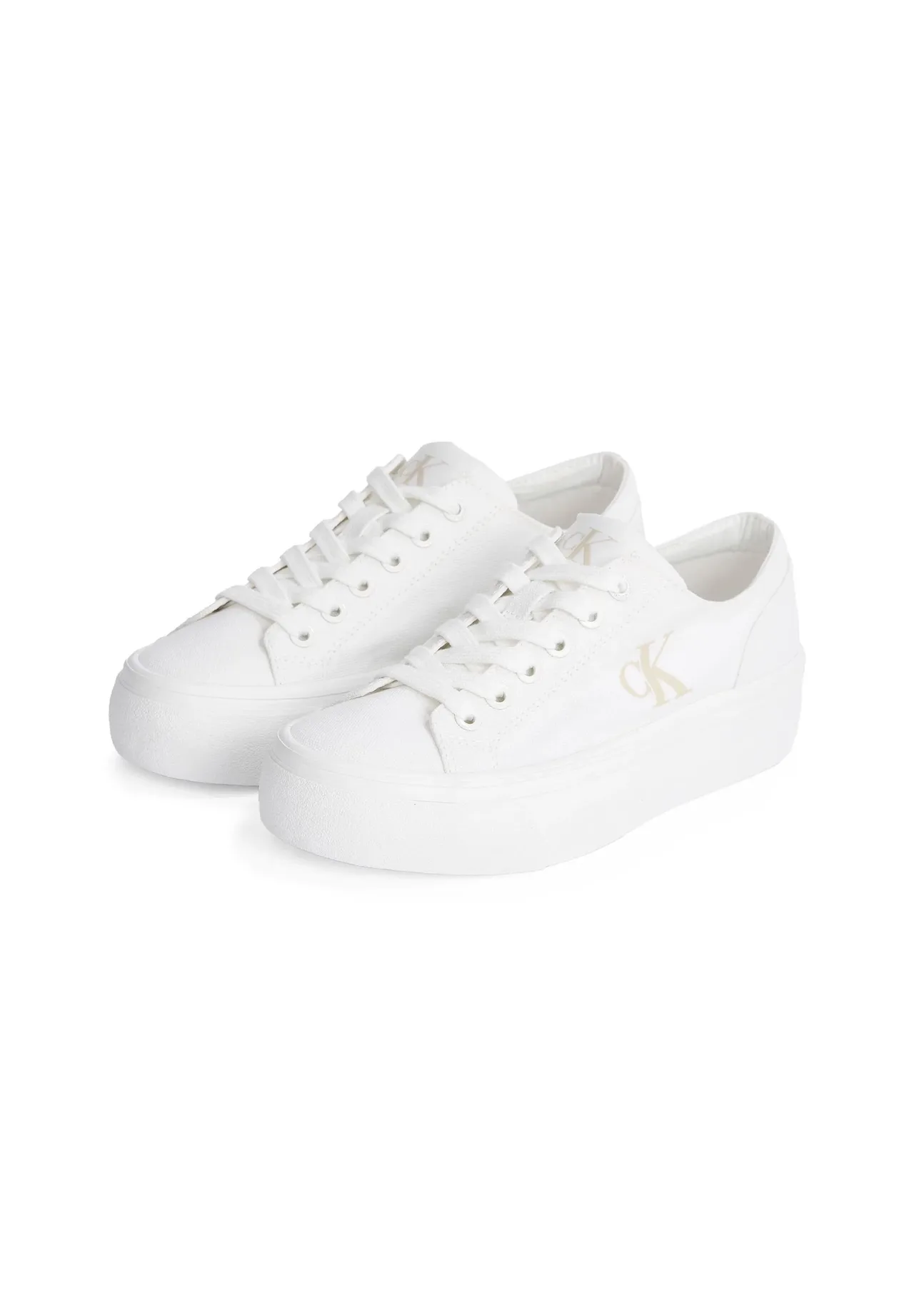 Canvas Plateau Low-Top Sneaker
