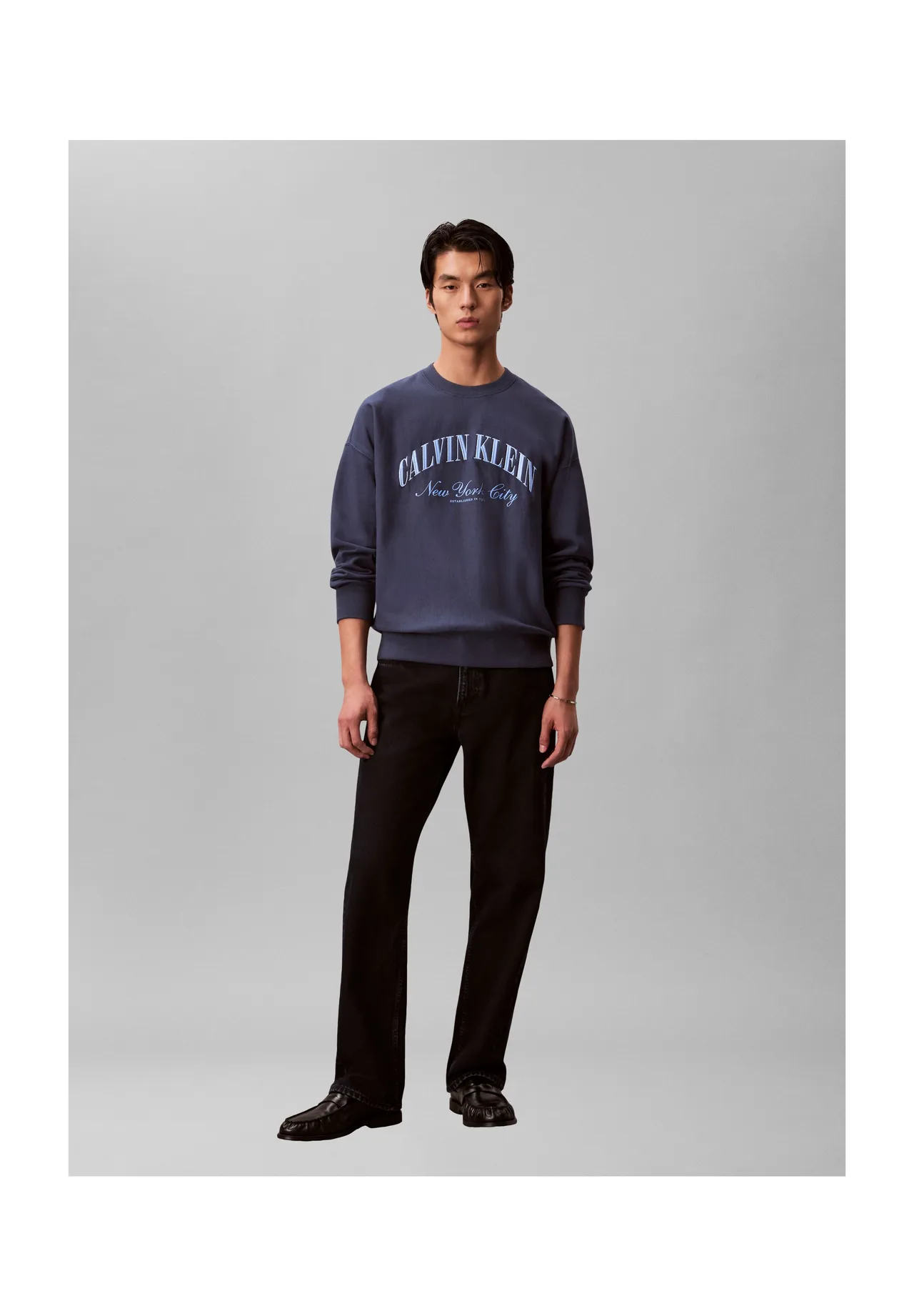 Sweatshirt mit College-Logo-Print