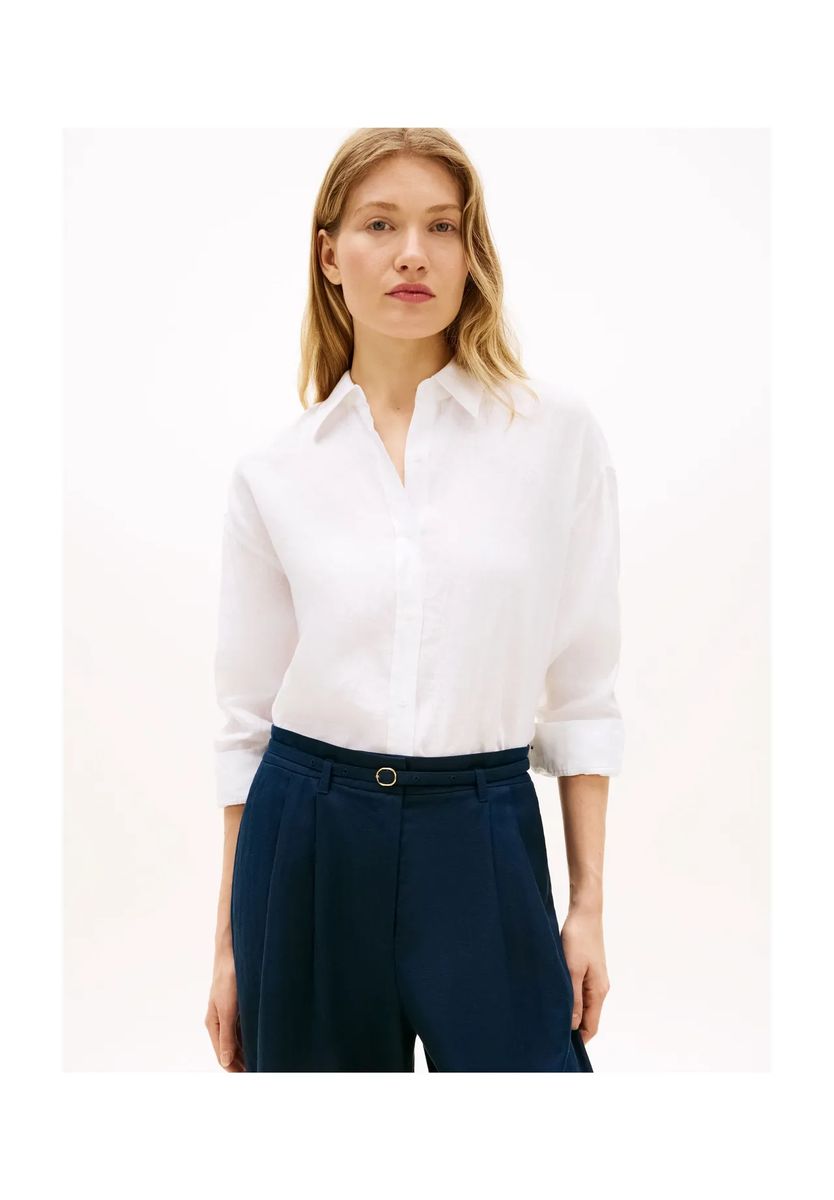 Klassische Leinenbluse mit Knopfleiste