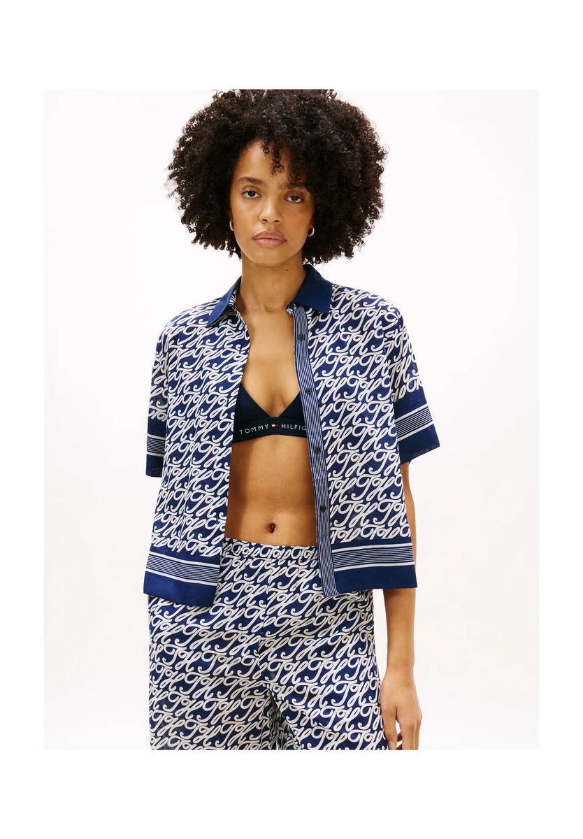 Kurzarm-Hemdbluse mit Monogramm-Muster