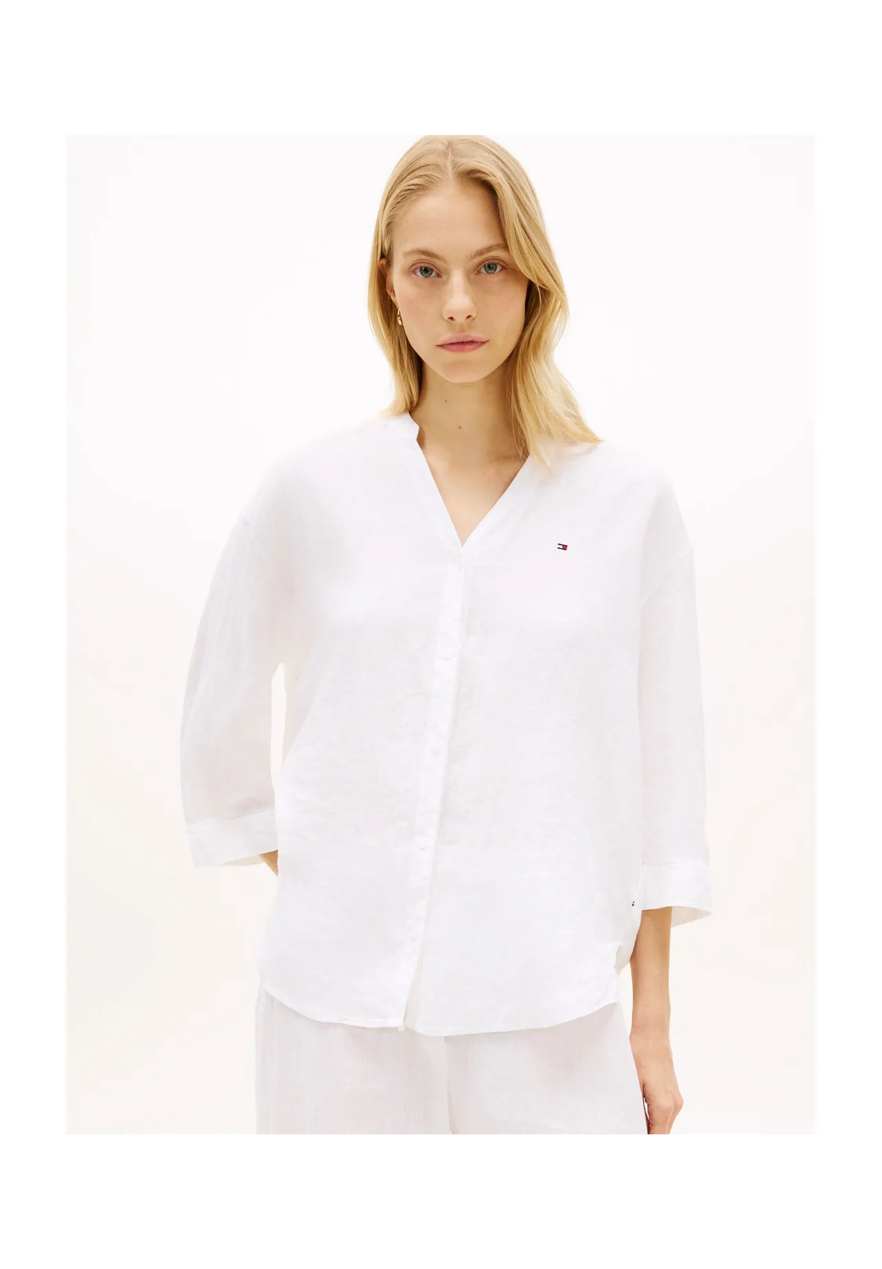 Lockere Leinenbluse mit Split-Neck