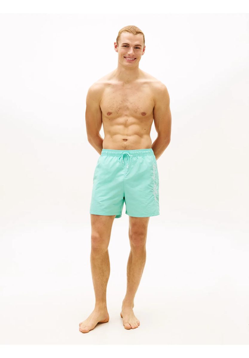 Lässige Badeshorts mit Logostickerei