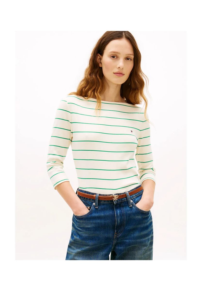 Zeitloses gestreiftes Shirt mit U-Boot-Ausschnitt