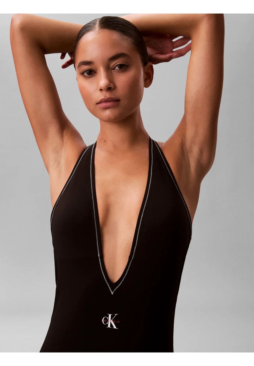 Minimalistischer Neckholder mit tiefem V-Ausschnitt