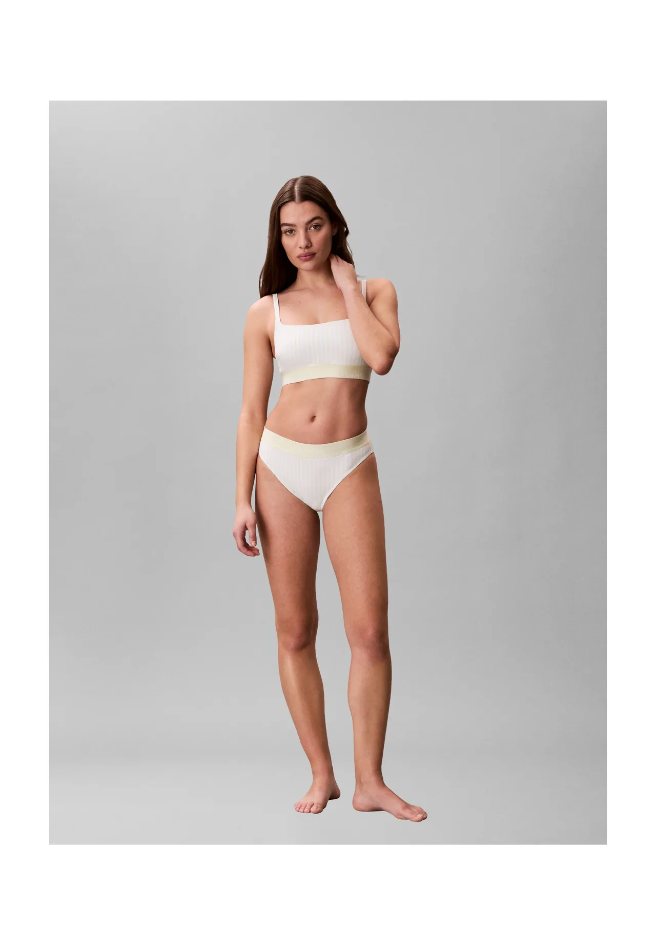 Gestreiftes Bustier-Bikini-Set
