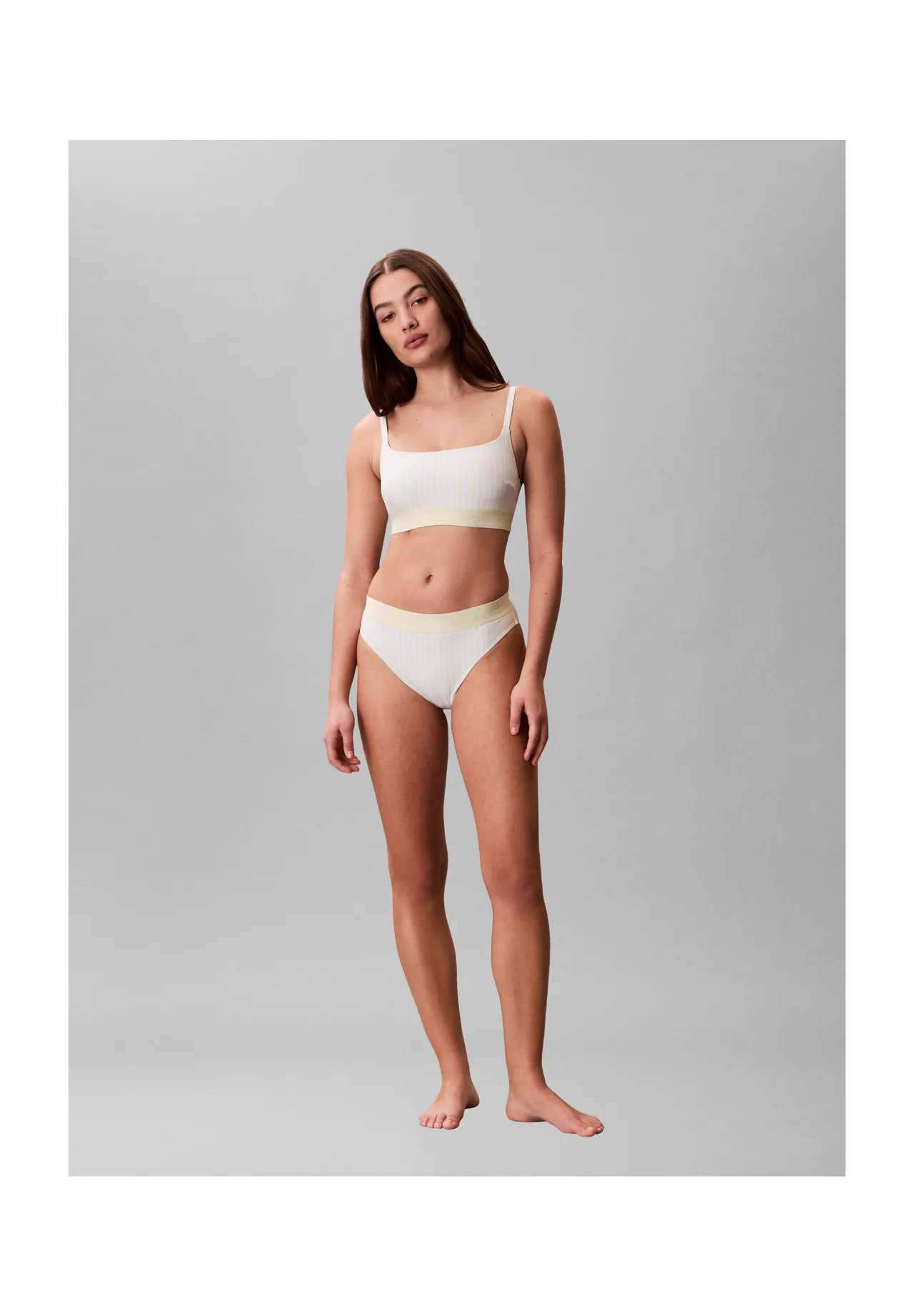 Gestreiftes Bustier-Bikini-Set