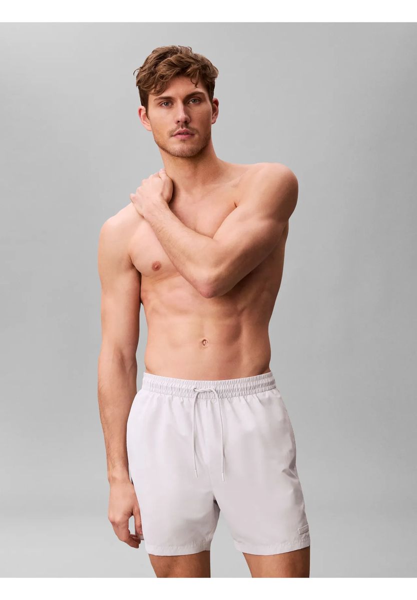 Leichte Badeshorts mit elastischem Bund