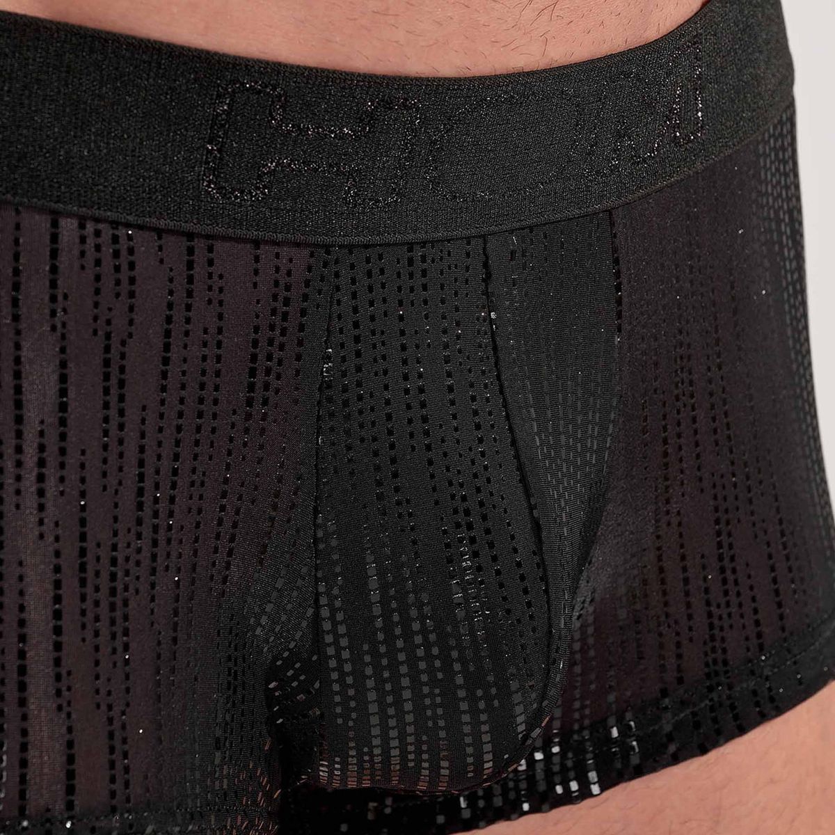 Glänzende Trunks mit geometrischem Muster