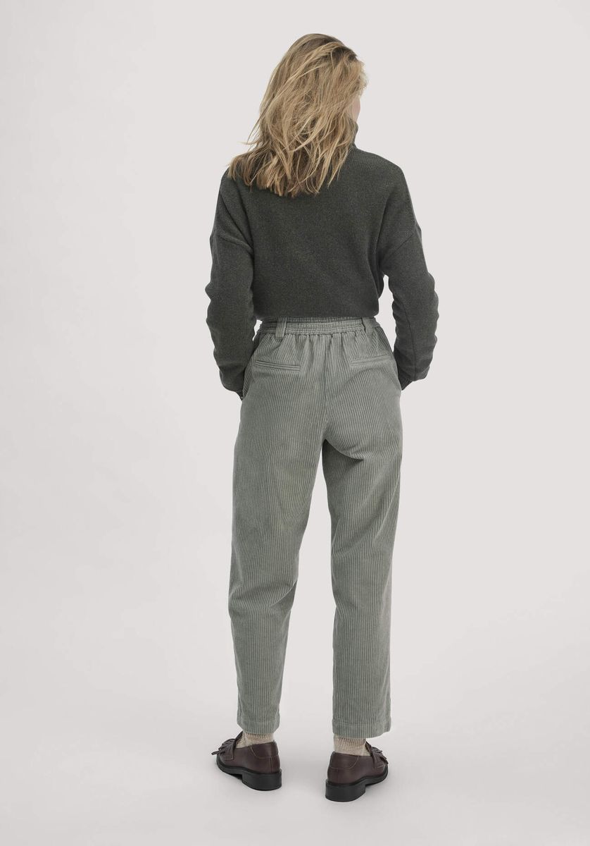Relaxte Cordhose in Tapered-Form