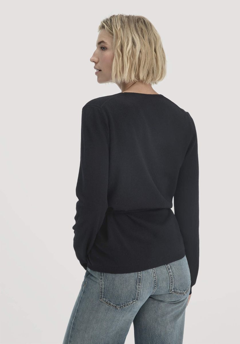 Zeitlose Wickelstrickjacke aus Merino-Kaschmir