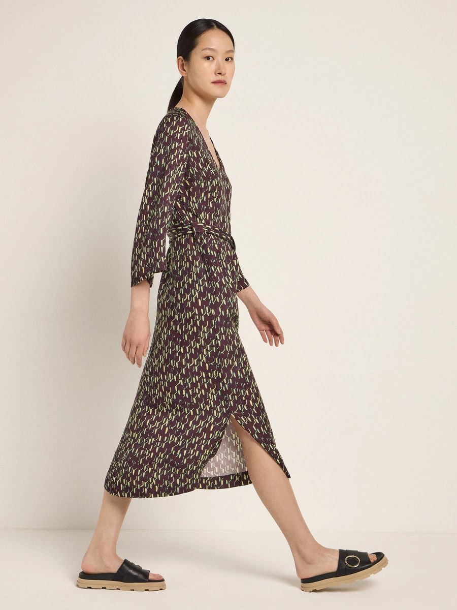 Gemustertes Midi-Wickelkleid