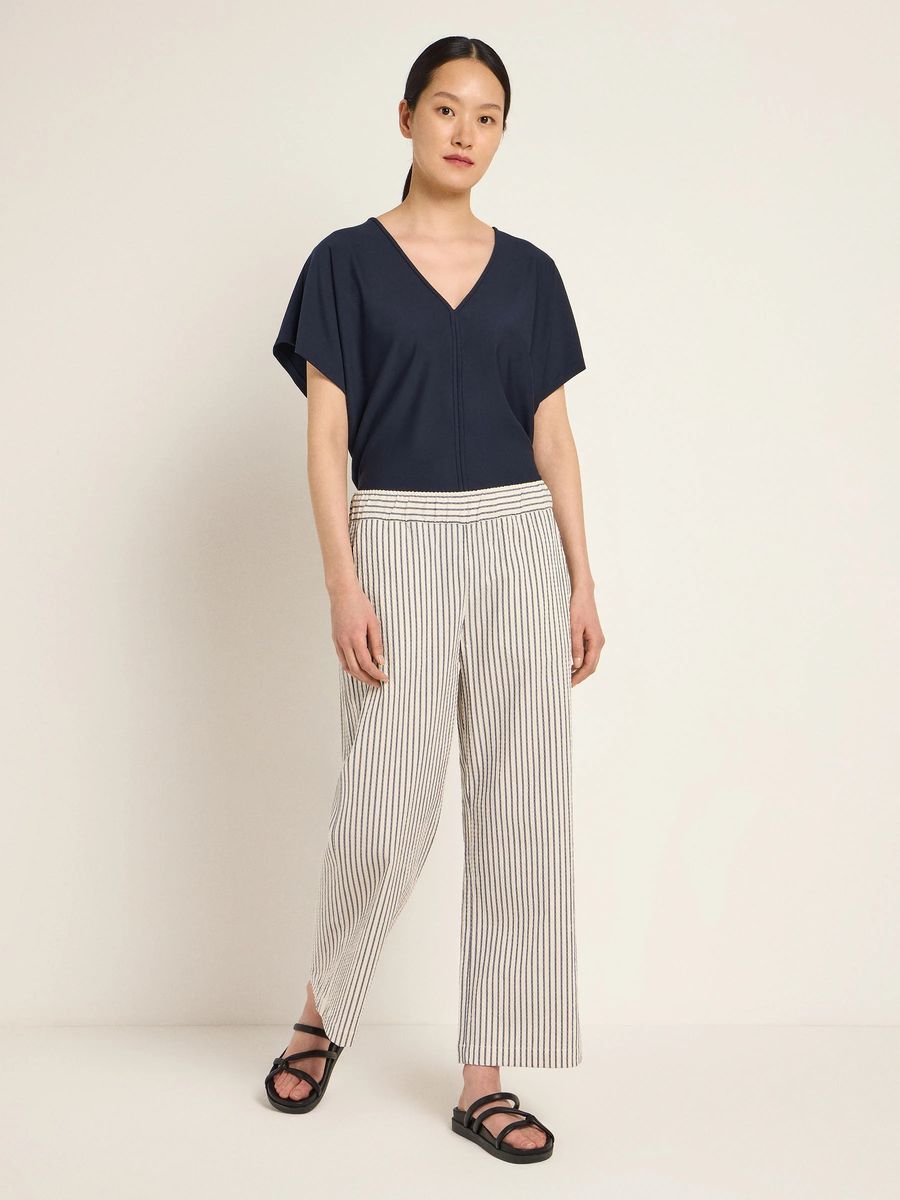 Gestreifte Seersucker-Hose mit geradem Bein