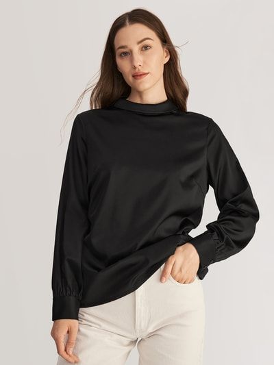 Elegante Seidenbluse mit Stehkragen