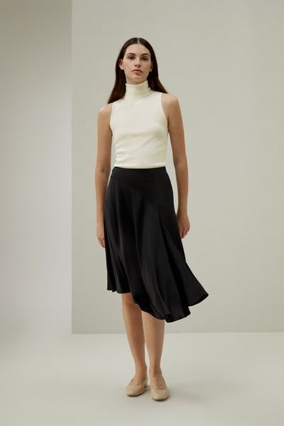 Asymmetrischer Midirock aus Seide