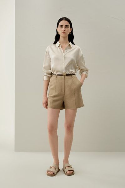 High-Waist Seide-Leinen Tailored Shorts