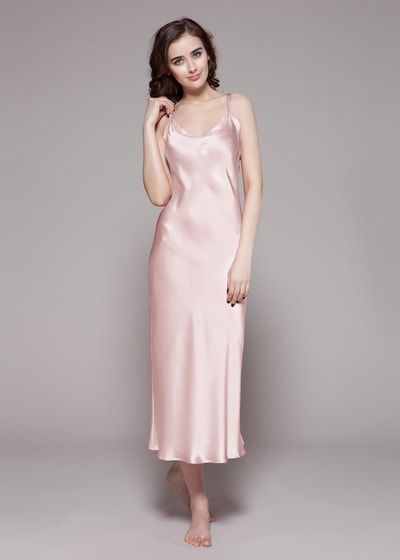 Elegantes Seiden-Satin-Nachthemd