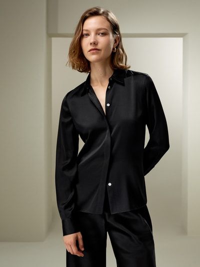 Elegantes Satin-Seidenhemd mit Knopfleiste
