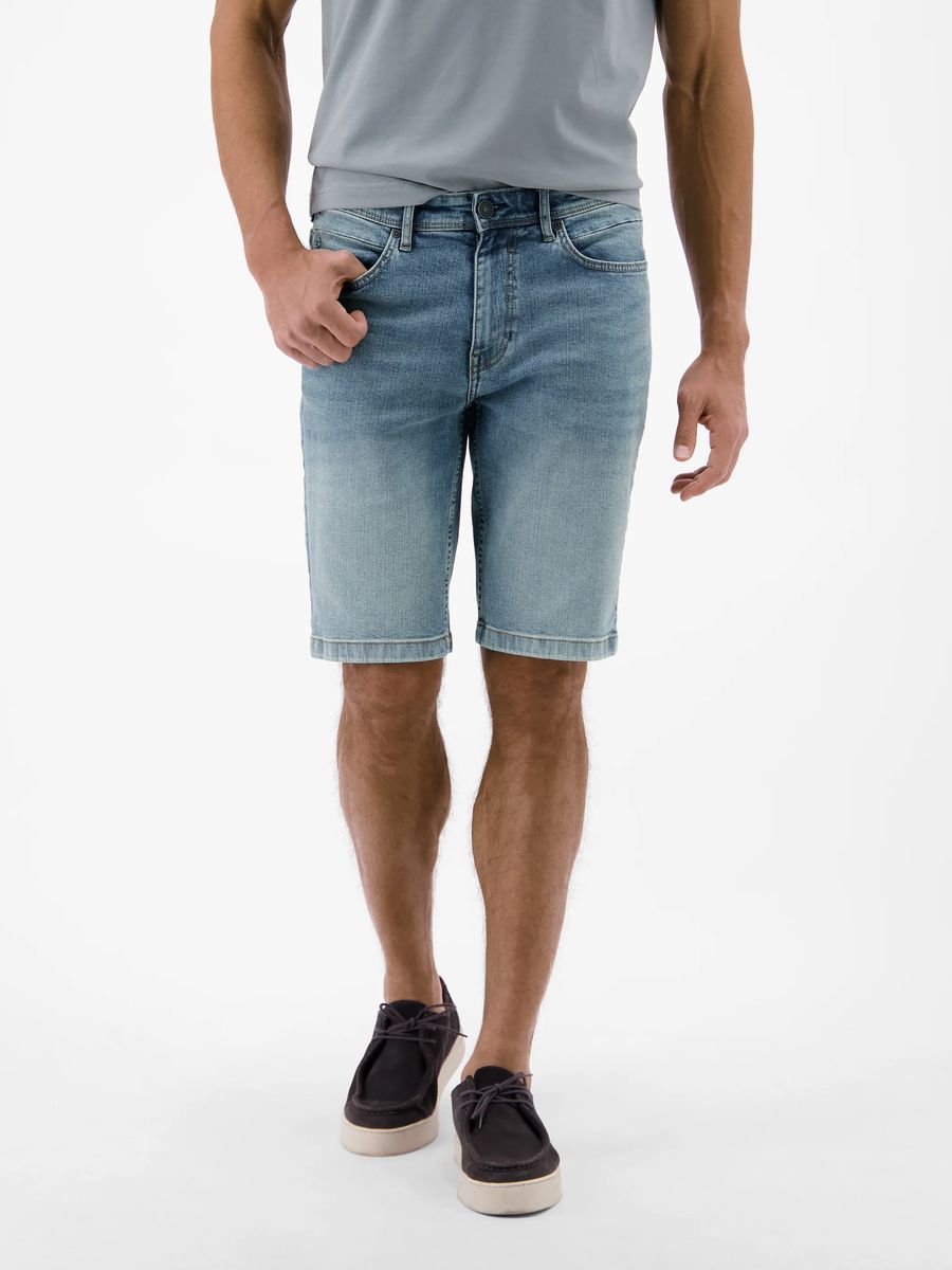 Flexible Denim-Bermuda-Shorts