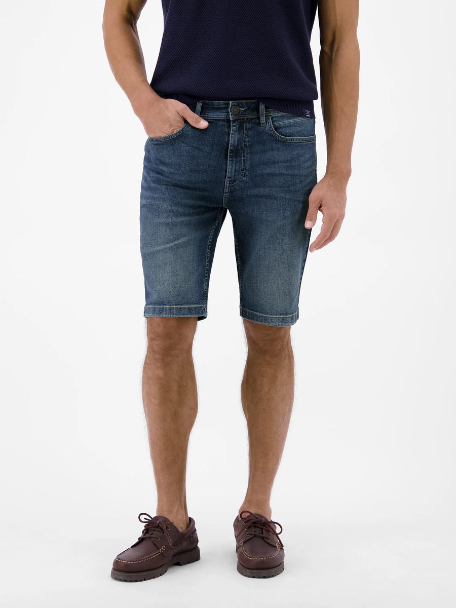 Flexible Denim-Bermuda-Shorts
