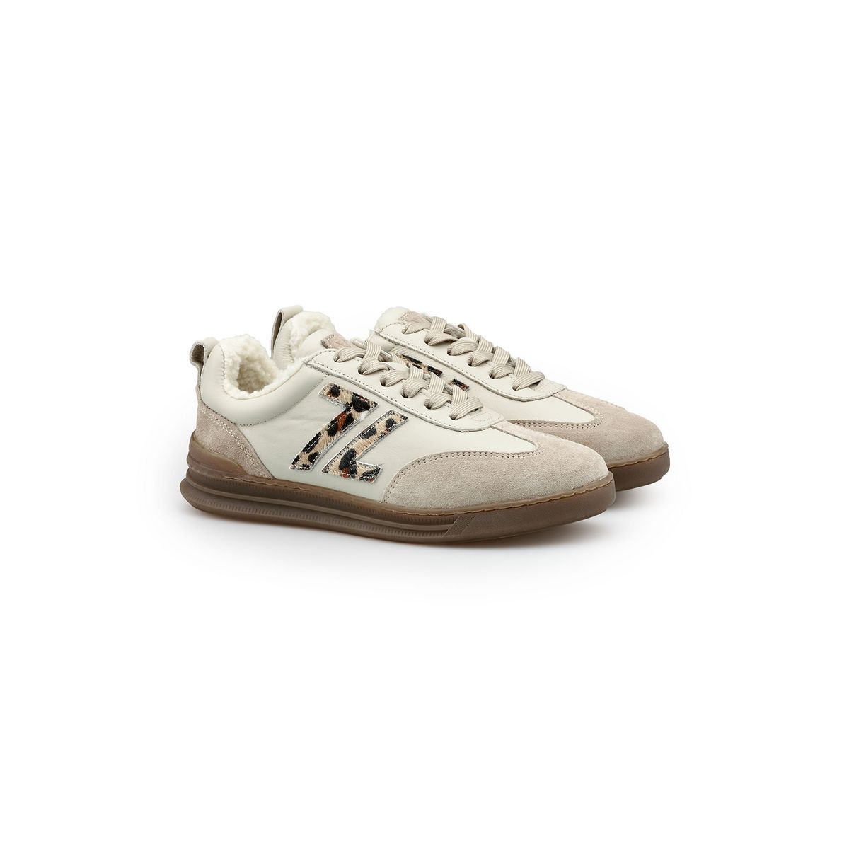 Gefütterte Low-Top Leder-Sneaker