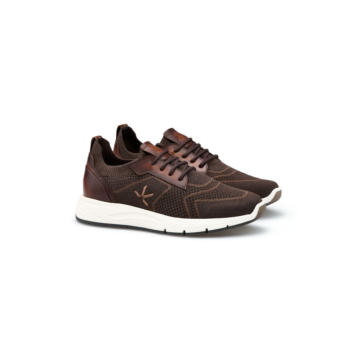 Freizeitsneaker aus Strick und Leder