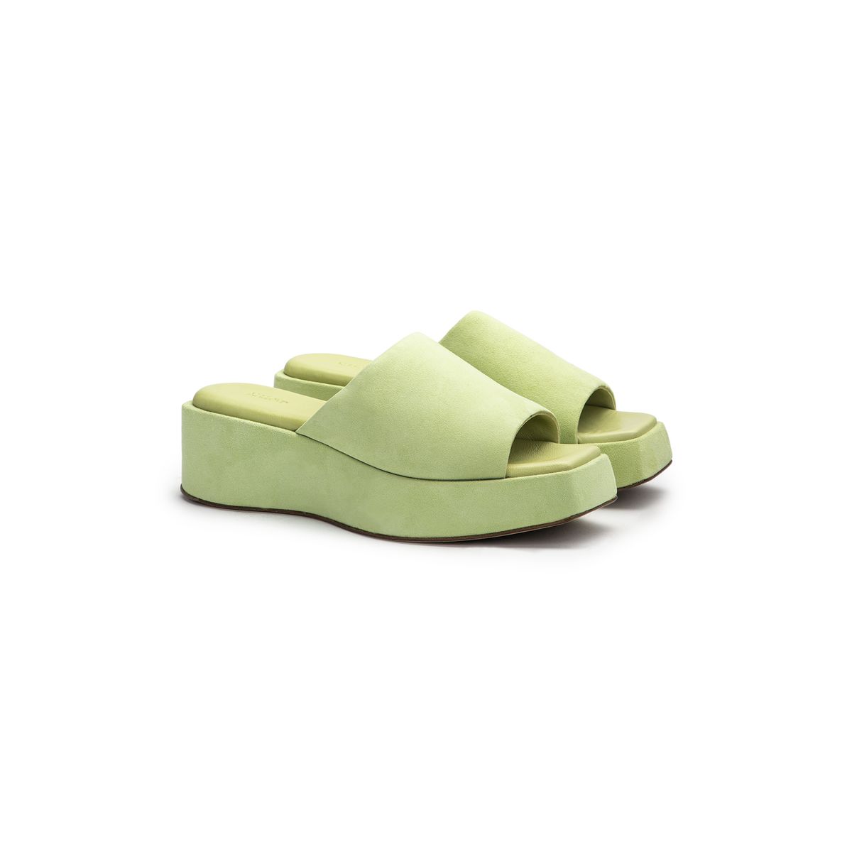 Minimalistische Plateau-Keilsandalen mit breitem Riemen