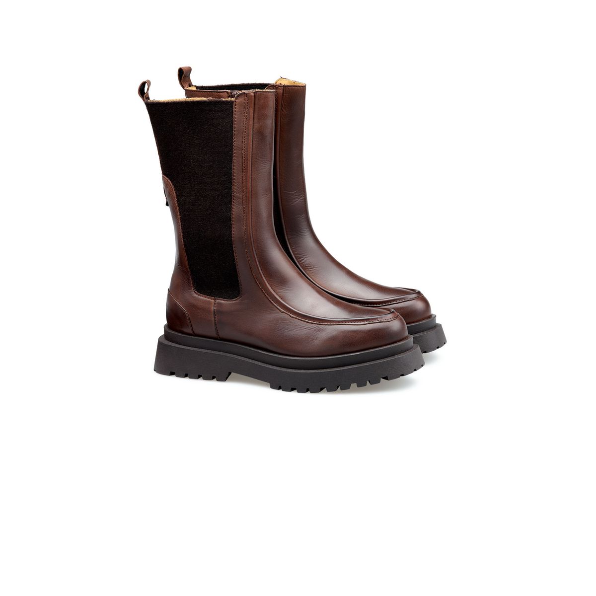 Wadenhohe Plateaustiefel mit Profilsohle