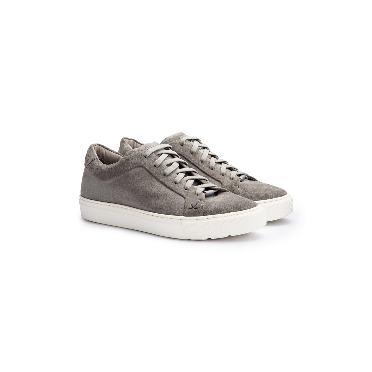 Minimalistischer Sneaker aus Rauleder