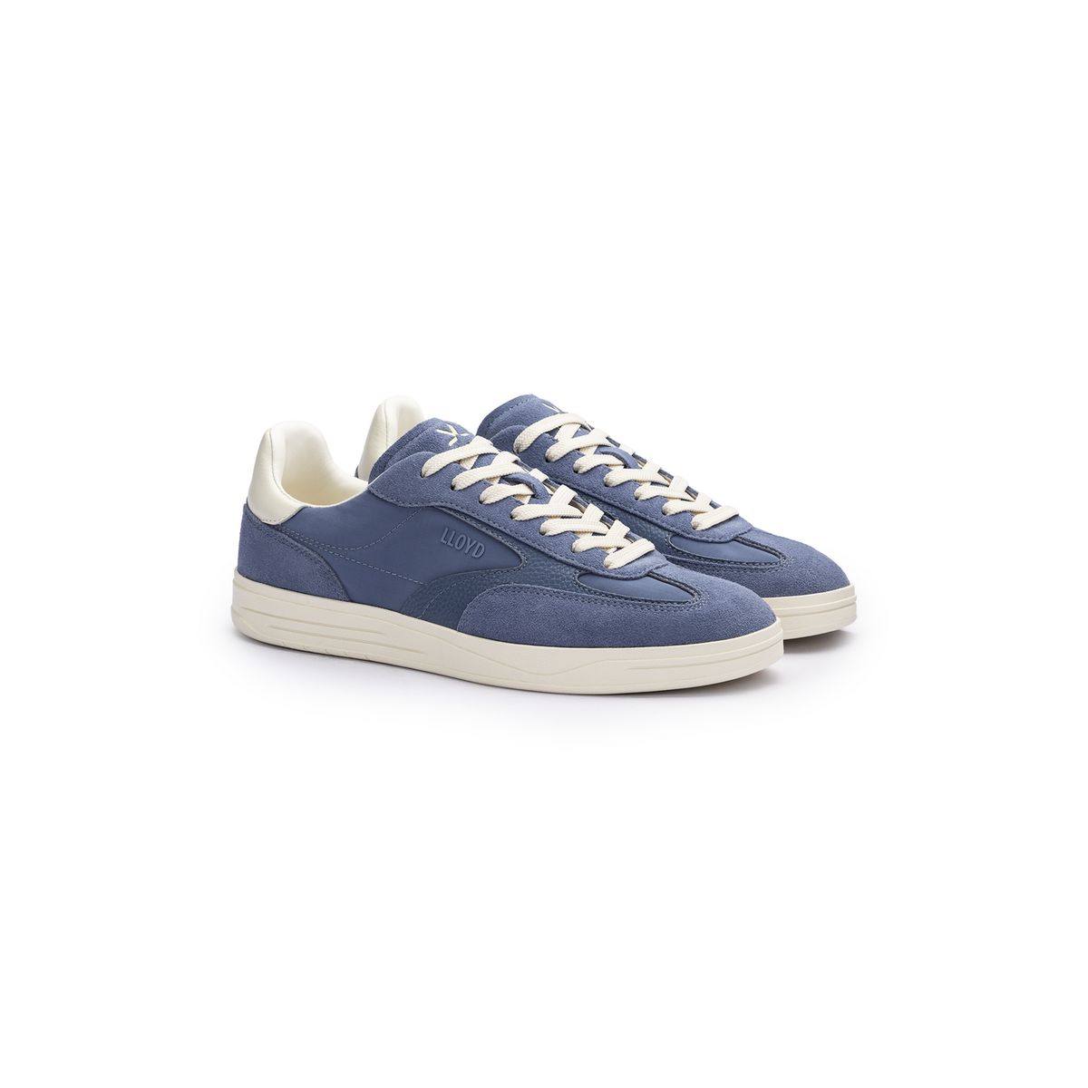 Sportlicher Low-Top Sneaker im Materialmix