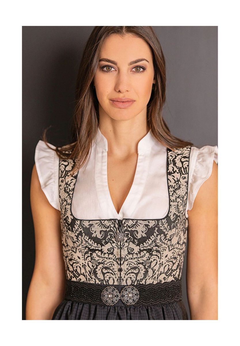 Elegantes traditionelles Dirndl-Kleid