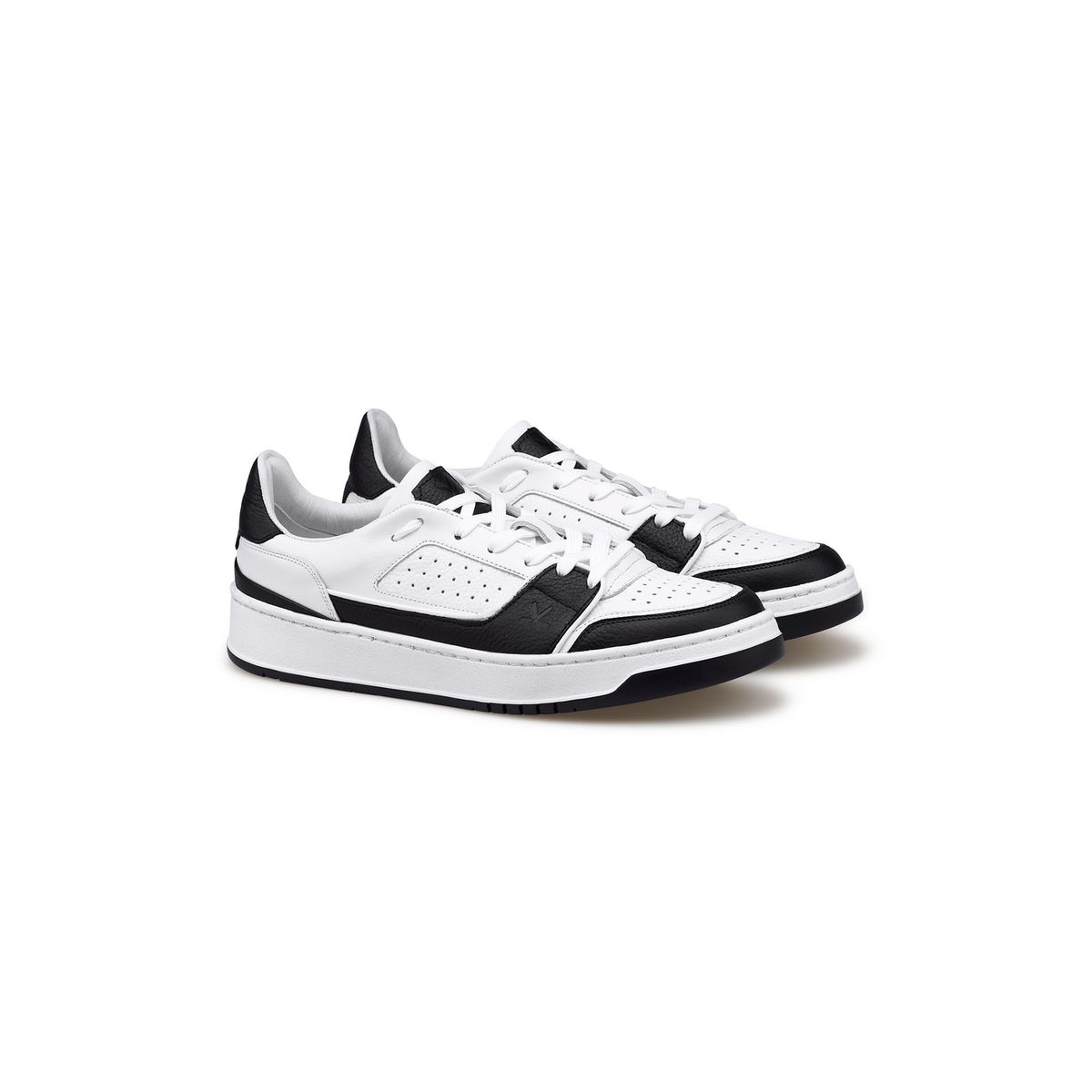 Klassischer Low-Top Leder-Sneaker