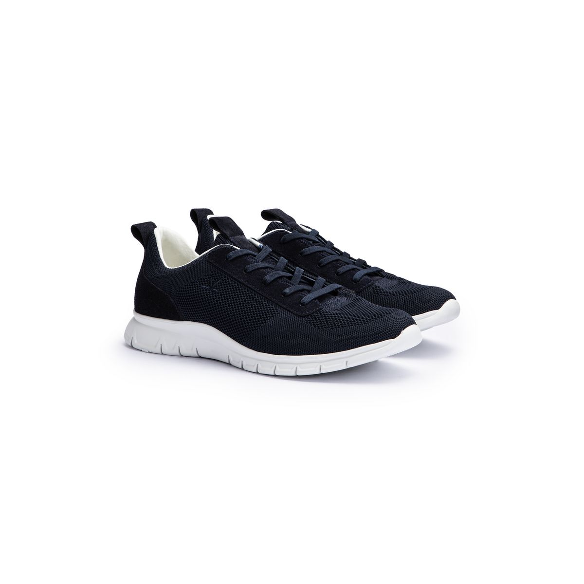 Moderne Hybrid-Sneaker aus Strick