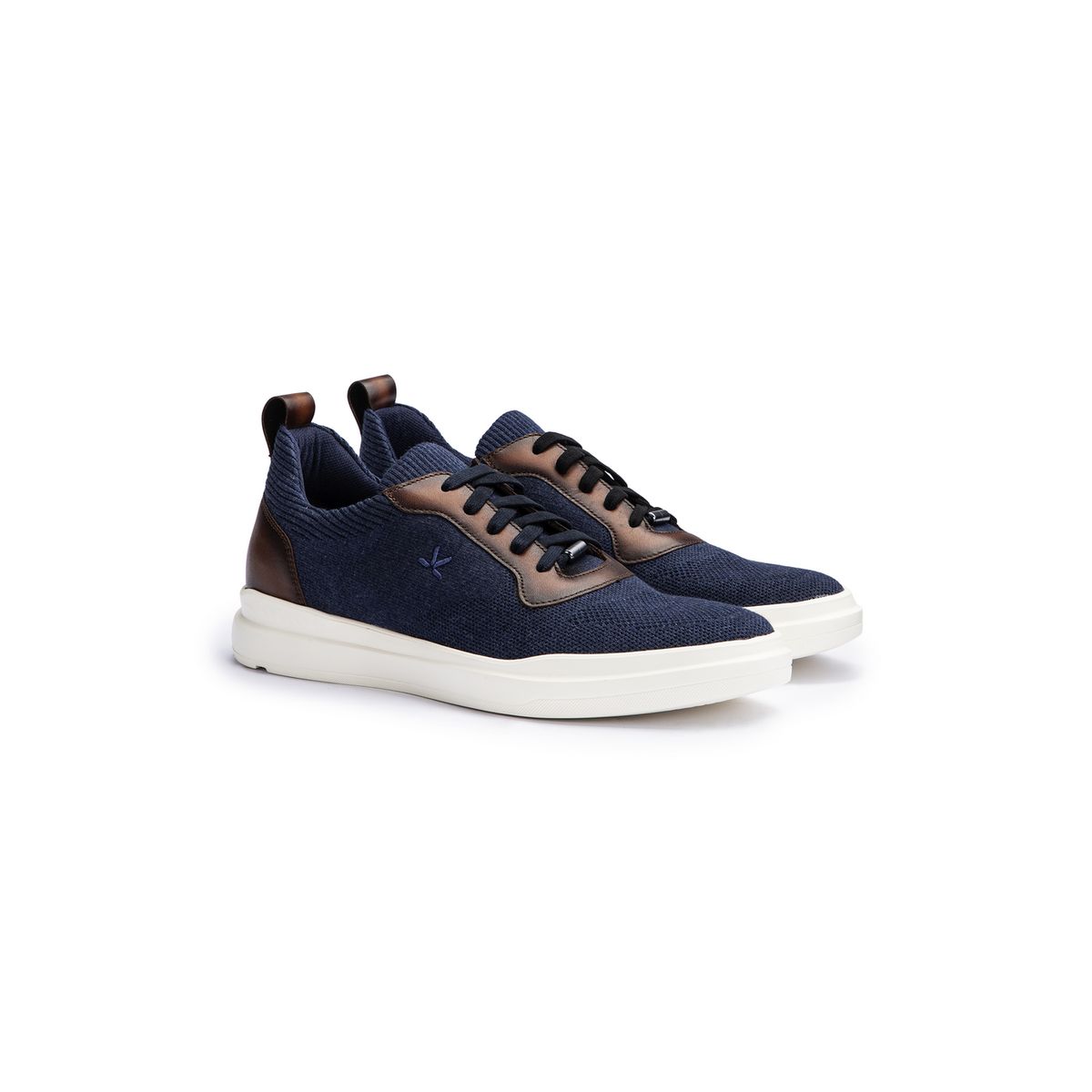 Moderner Textil- und Ledersneaker