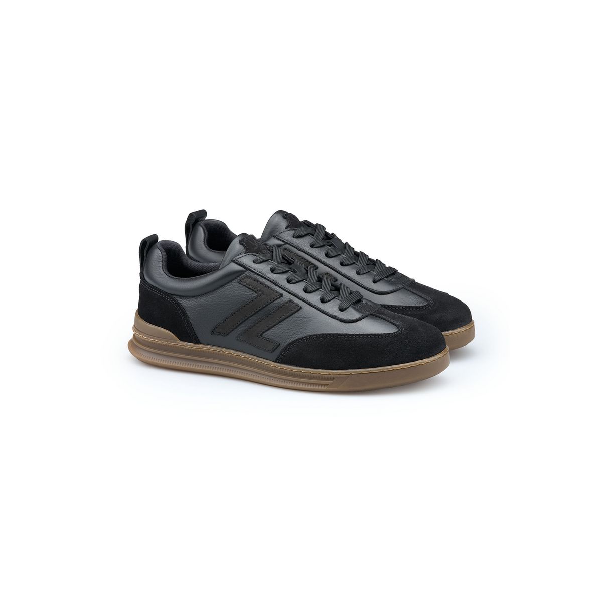 Orbit 77 Low-Top Sneaker