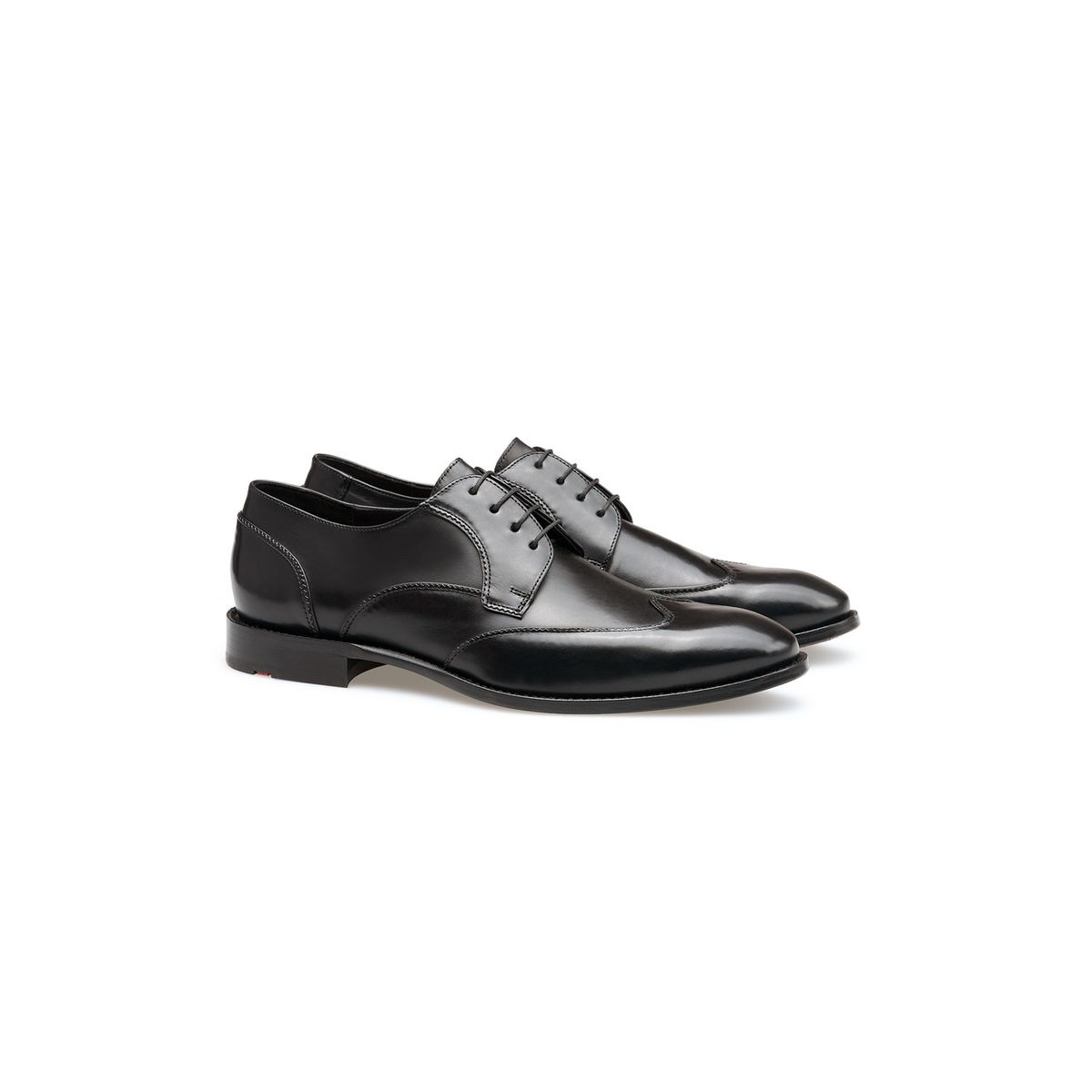 Eleganter Derby mit Karree-Spitze