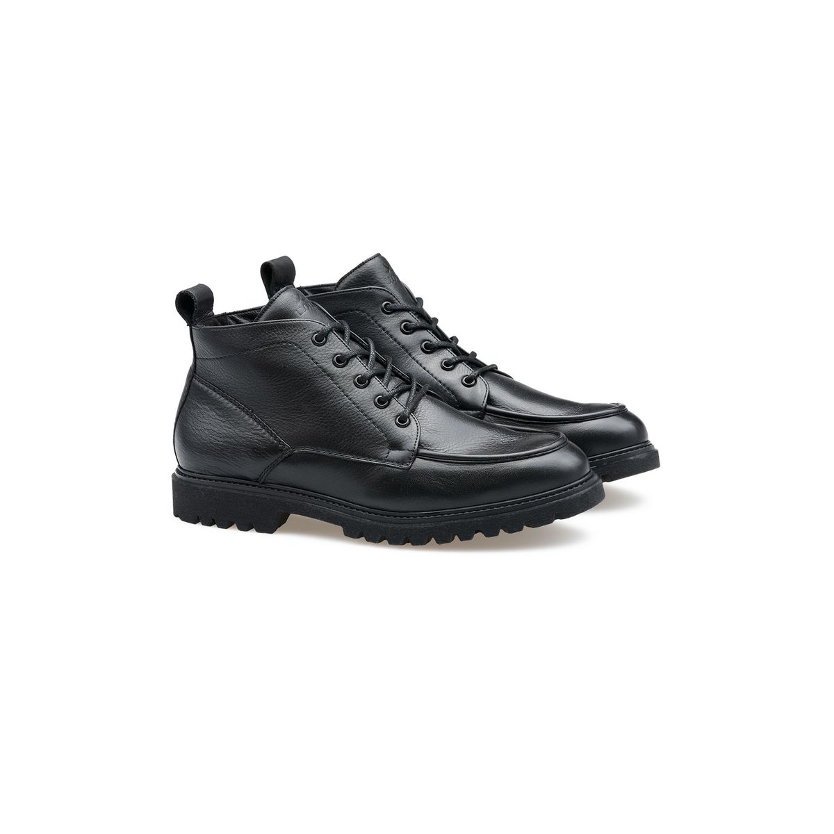Genarbte Moccasin-Stiefeletten aus Leder