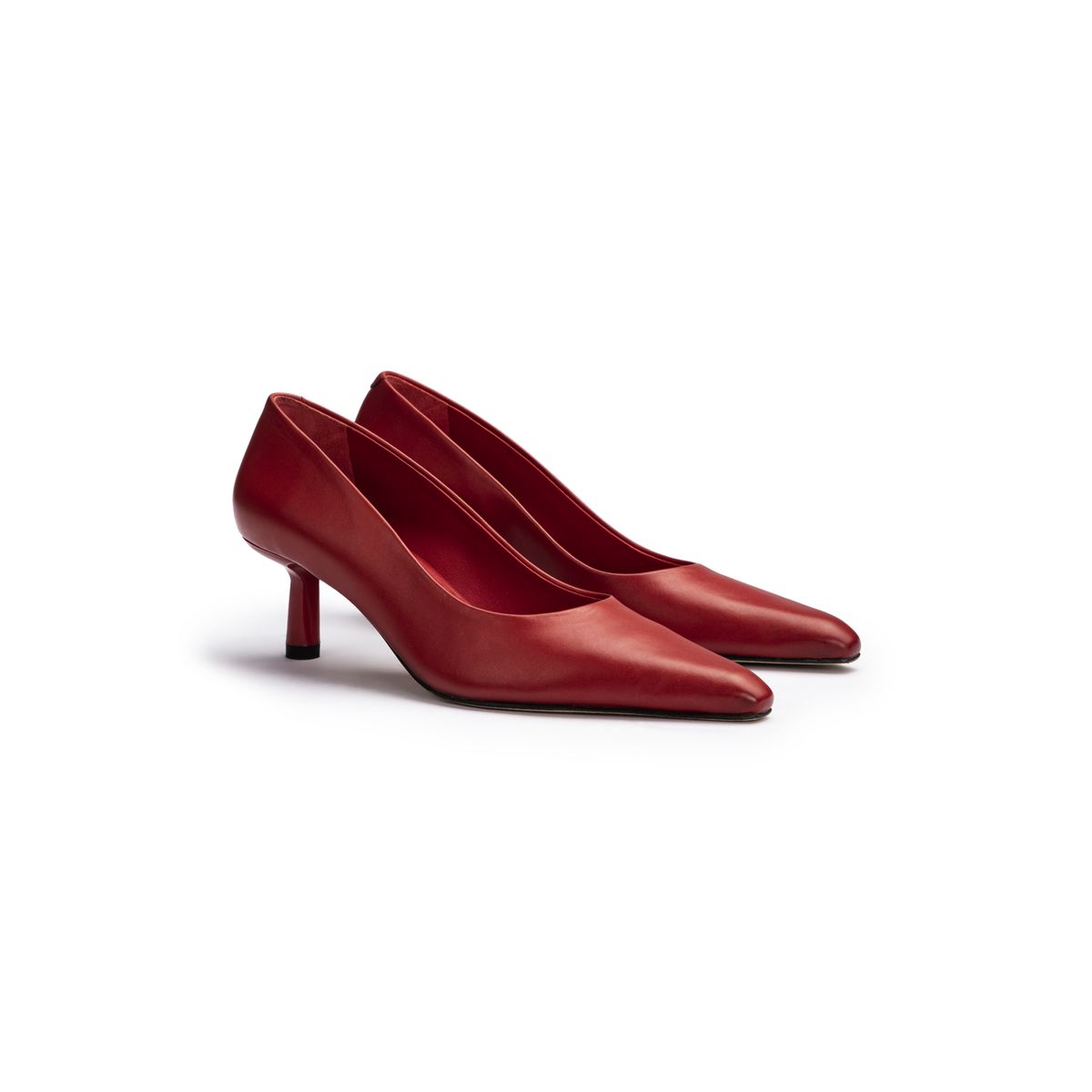 Spitze Pumps aus Glattleder