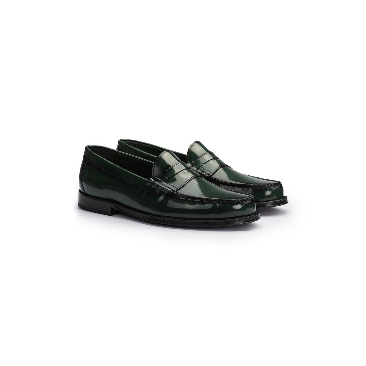 Glänzende Penny-Loafer aus Lackleder