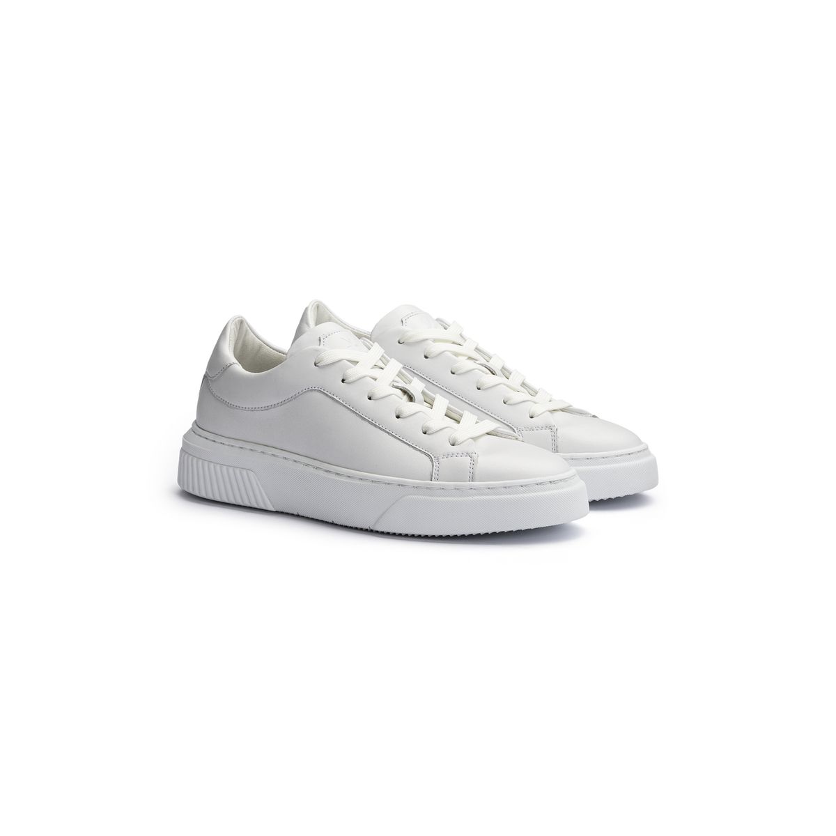 Cleaner Glattleder Low-Top