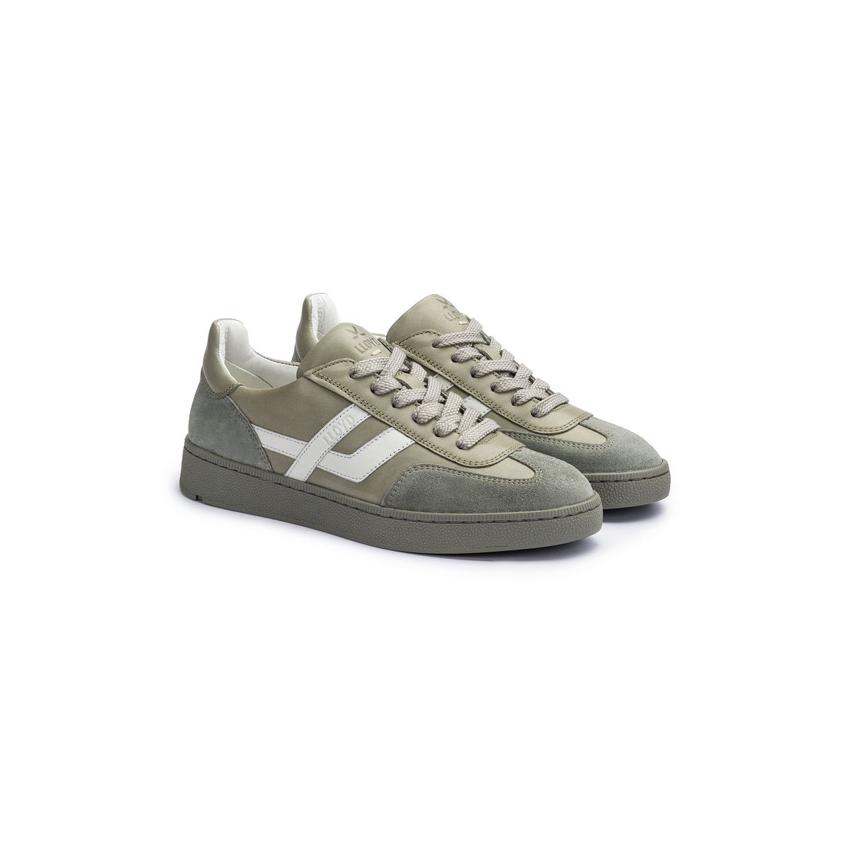 Retro-Sneaker mit Leder-Einsätzen