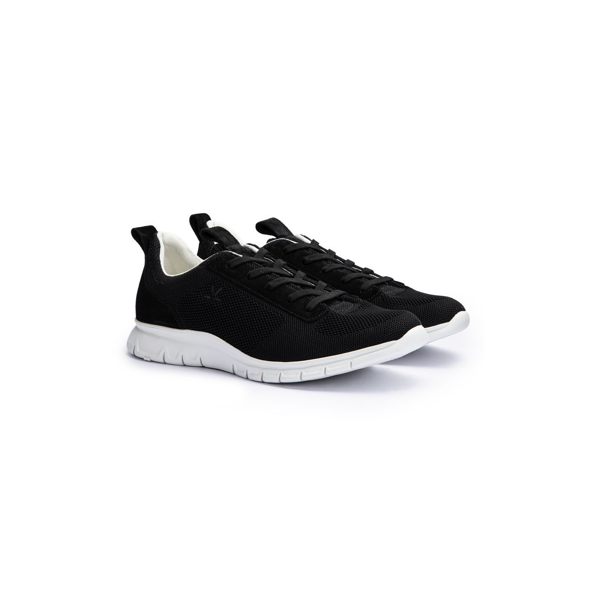 Urbaner Materialmix Slip-On