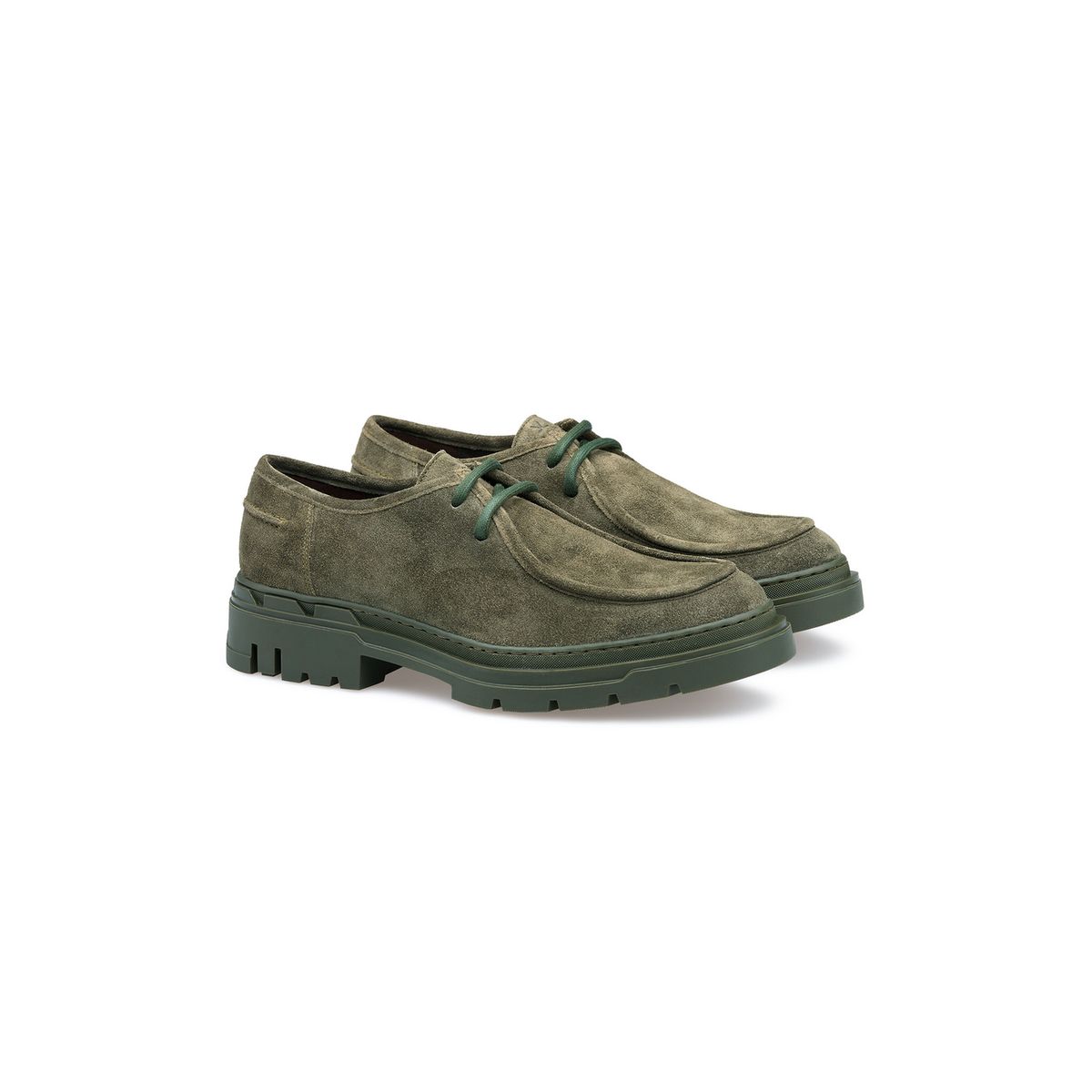Rauleder-Schnürschuh mit Mokassin-Naht