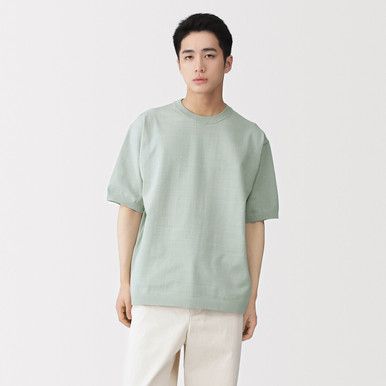 Minimalistisches Schnelltrocknendes Strick-T-Shirt